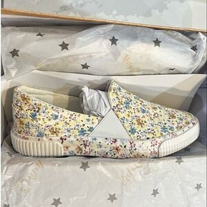 Floral Canvas Slip On Very Vans Skateboarder Sneaker Shoes Women 9M New In Box